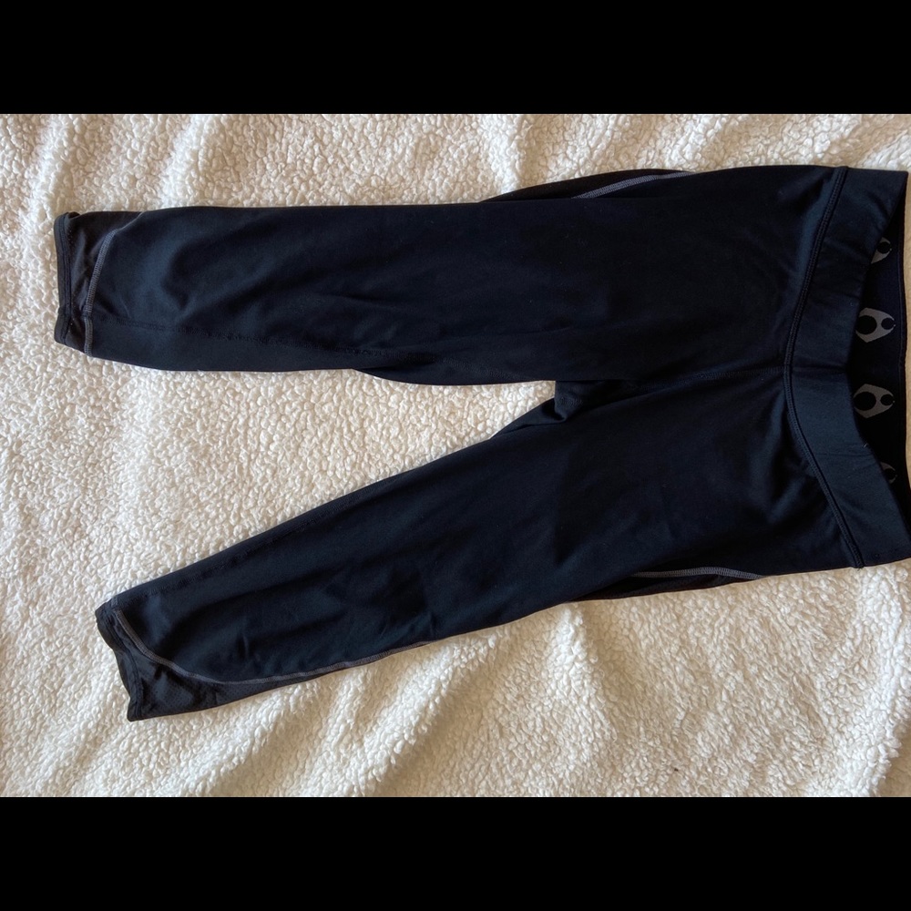 Bundle Hylete Workout Capri . - image 2